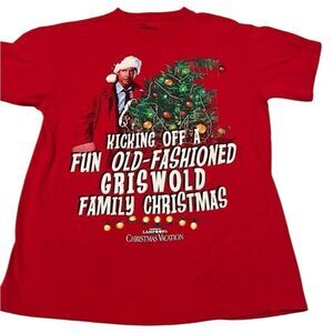 National Lampoon Christmas Vacation size medium short sleeve red tshirt EUC